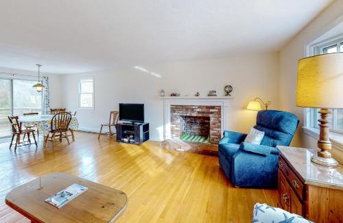 South Chatham House | Corner Cottage