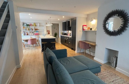 Broadstairs House | Corner House