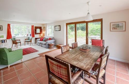 Coleman's Hatch Apartment | Corner House