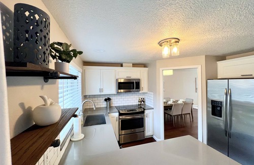 Aloha House | Corner Terrace, Private Yard, Cozy Escape