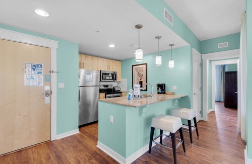 Baytowne Wharf Condo | ☀️Corner Unit-Bayside -Fab Amenities-Elation Escapes☀️