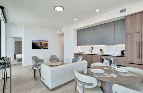 North Beach Condo | Corner Unit with Water Views - 2BR in Miami Beach