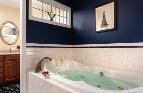 Powelton Village Bed & Breakfast | Cornerstone Bed and Breakfast