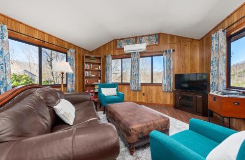 Canton House | Cornerstone Cabin at Springdale