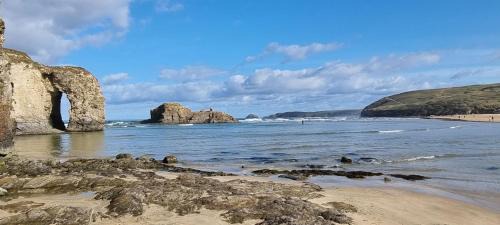 Goonhavern House | Cornerways, Nr Perranporth