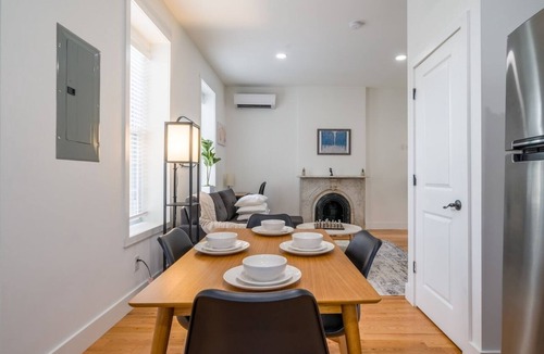 Corn Hill Apartment | Cornhill 2BDRM-HighFall+EquippedKitchen+Wi-Fi.