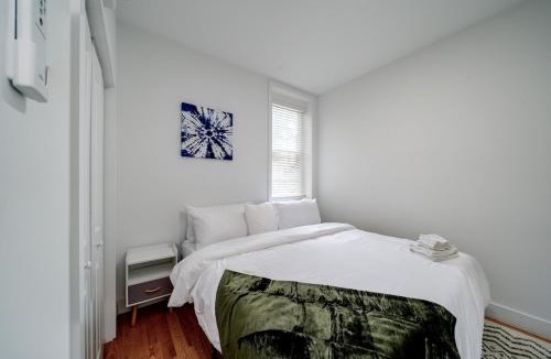 Corn Hill Apartment | Cornhill 2BR High Falls Wi-Fi Full Kitchen