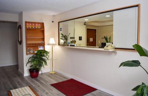 Painted Post Hotel | Corning Inn