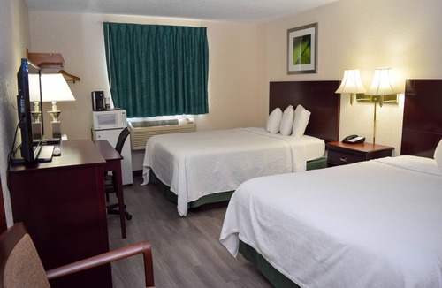 Painted Post Hotel | Corning Inn