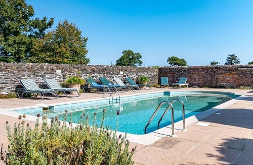 Saltash House | Cornish Castle on the Devon & Cornwall border overlooking the River Tamar.