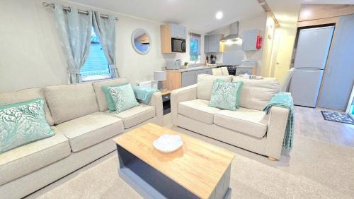 Newquay Resort | Cornwall Caravan Retreat 3 Crantock