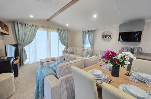 Newquay Resort | Cornwall Caravan Retreat 3 Crantock