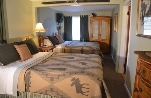 Cornwall Bridge Hotel | Cornwall Inn and Lodge