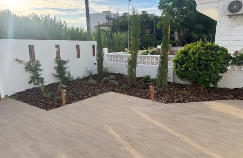 Daimuz Villa | Corona beach