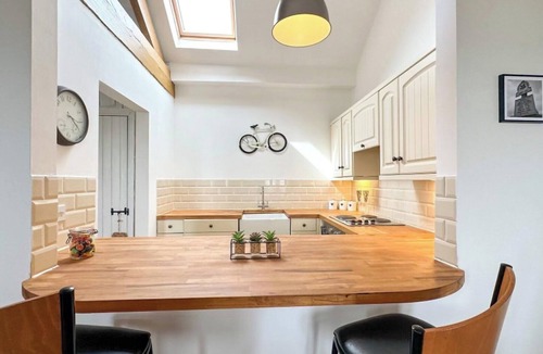 Mow Cop Cottage | Coronation Mill Apartment