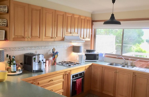 Coronet Bay House | CORONET CASTLE PET FRIENDLY