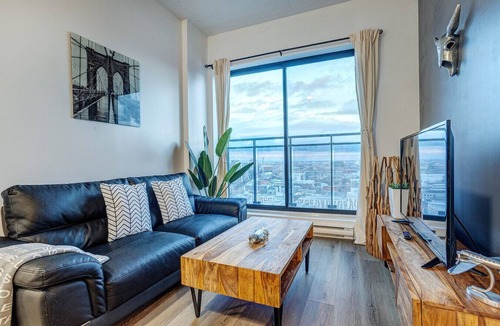 Quartier des Spectacles Apartment | Corporate 1 Bedroom Rental in Montreal | Le Smith Building