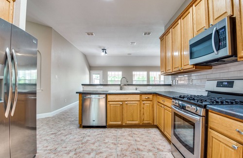 Prestmont House | Corporate/Monthly Rental. Furnished. Frisco, 3/2 home with Pool and office.
