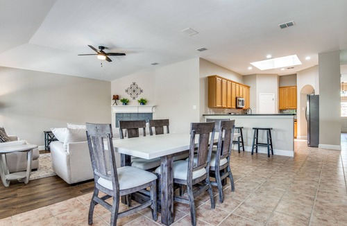 Prestmont House | Corporate/Monthly Rental. Furnished. Frisco, 3/2 home with Pool and office.