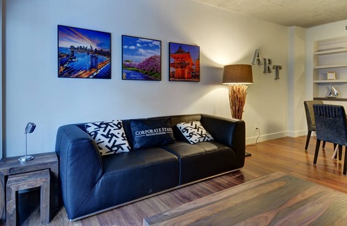 Cite-Universitaire Apartment | Corporate Stays | La Garde | Deluxe and Modern 1BR + Pool in Ste-Foy Quebec