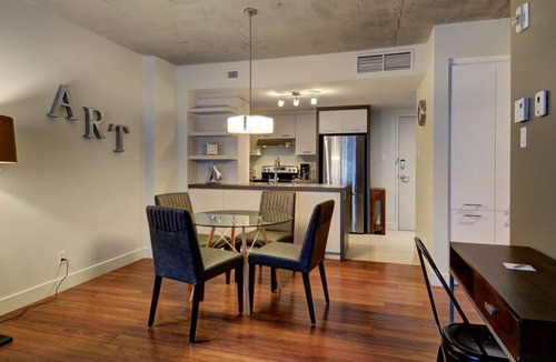 Cite-Universitaire Apartment | Corporate Stays | La Garde | Bright 1BR