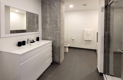 Fabreville Apartment | Corporate Stays | Le James | Brand-New 1BR!