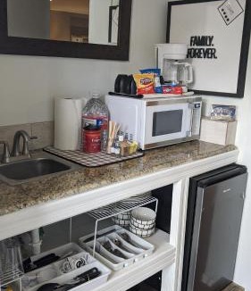 Flour Bluff Apartment | Corpus C Quiet Studio near Laguna Madre
