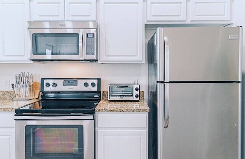 Corpus Christi Villa | Corpus · Walk to Whitecap Beach - Heated Pool, AC, Parking