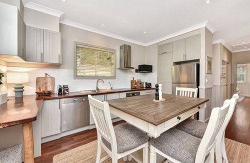 Wollombi Apartment | Corrabare Cottage and Studio