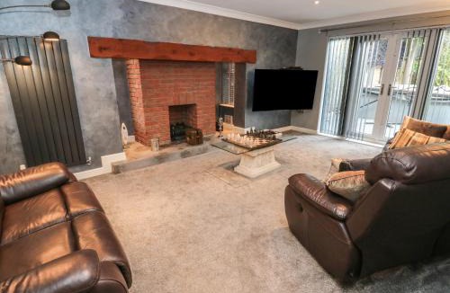 Apperley Bridge House | Corriegale