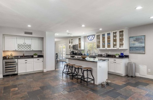 Avant Cottage | Corrine