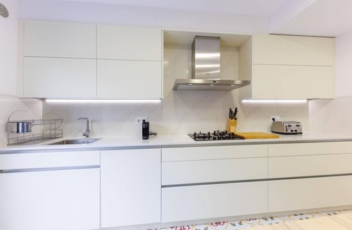 Old Town Apartment | Cort Reial Palau Penthouse - Apartment in Girona | Bravissimo