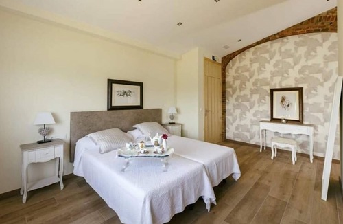 Cabanes Hotel | Cortijo Cal Rajoler