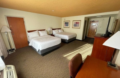 East Haven  Rutland County Hotel | Cortina Inn