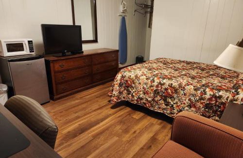 Blodgett Mills Hotel | Cortland Motel