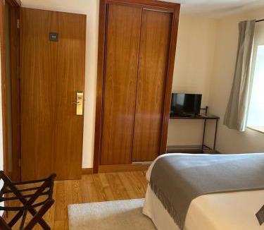 Valdesqui Hotel | Corzo Hotel