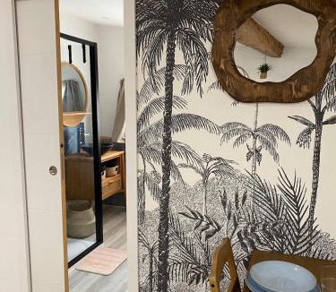Gallargues-le-Montueux Apartment | Cosi Bali, calme et évasion au cœur du village