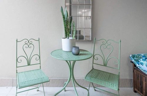 Crows Nest House | Cosmopolitan Apartment - Crows Nest