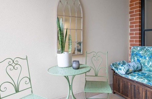 Crows Nest House | Cosmopolitan Apartment - Crows Nest