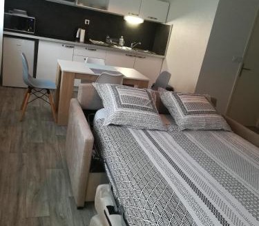 Nord - Gare Apartment | Cosmopolitan & Parking, Centre ville Le Mans