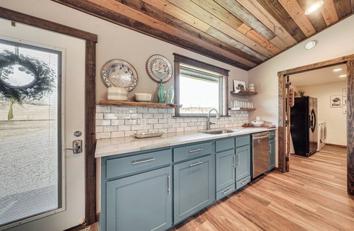 Gillham House | Cossatot River Retreat: Home w/Fire Pit & Grill