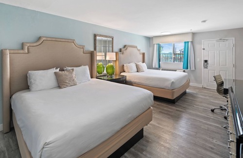 Laguna Beach Hotel | Costa Art Hotel