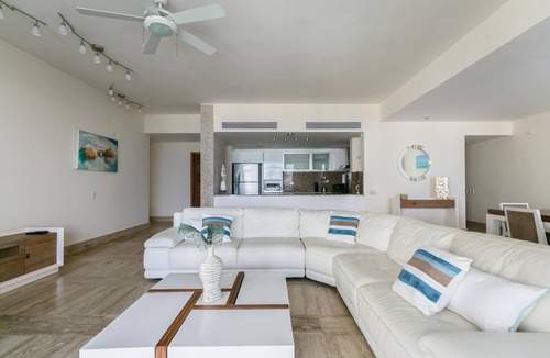 Bavaro Condo | Costa Atlantica C302LO Beachfront 200Mbps Internet