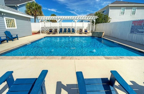 Port Aransas Cottage | Costa Bahia Full Bldg Pool, Beach, Sleeps 100