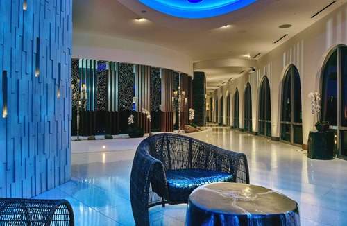 Central Beach Hotel | Costa d'Este Beach Resort and Spa