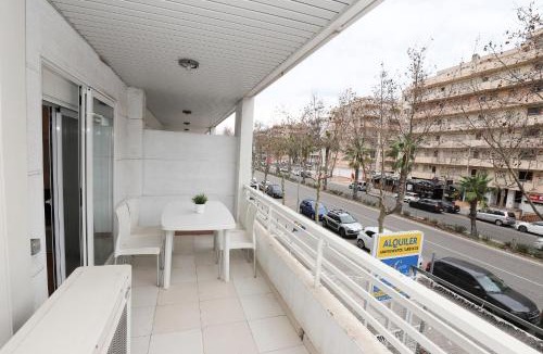 Salou City Centre Apartment | COSTA DAURADA APARTAMENTS - Royal 103 Luxe