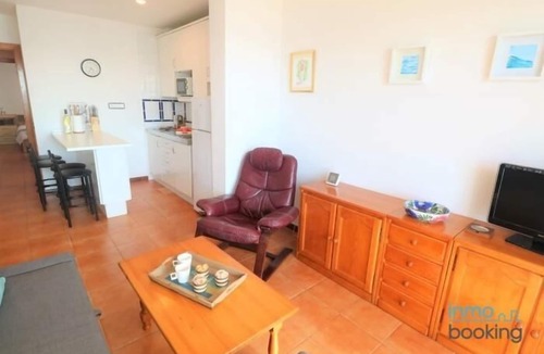 Vilafortuny Apartment | Costa D’or, facing the sea