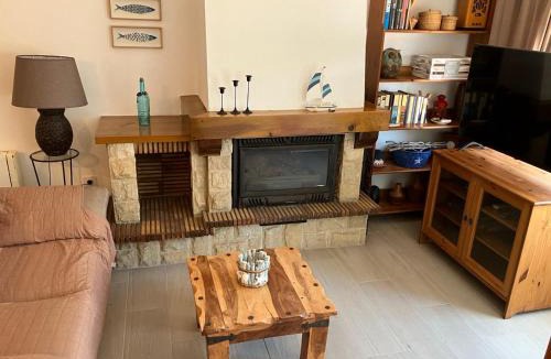 Creixell Apartment | Costa Dorada Beach Villa with Shared Pool and Terrace