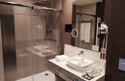 Suances Hotel | Costa Esmeralda Suites
