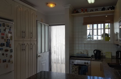 El Faro Ski Chalet | costabonita. Beachfront villa with all the amenities
